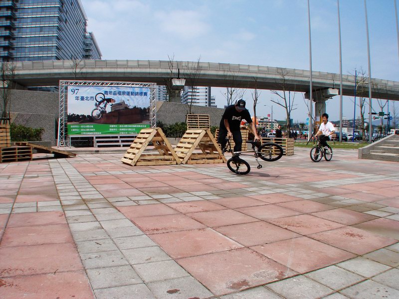 images/forum/2008taipeibikeshowbylin_01.jpg