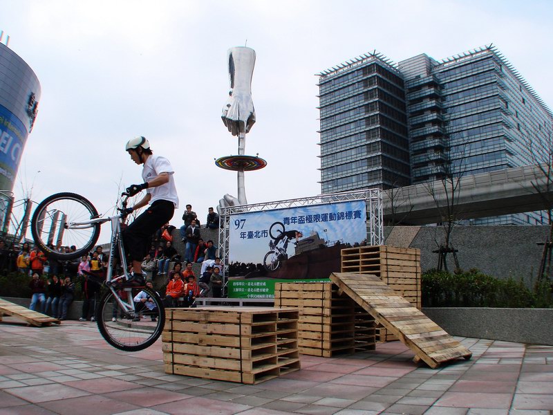 images/forum/2008taipeibikeshowbylin_05.jpg