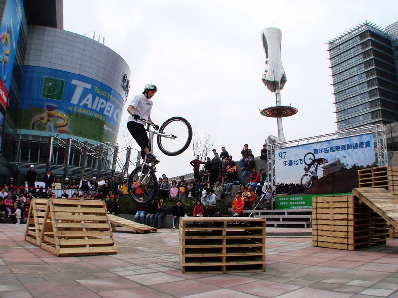 images/forum/2008taipeibikeshowbylin_06.jpg